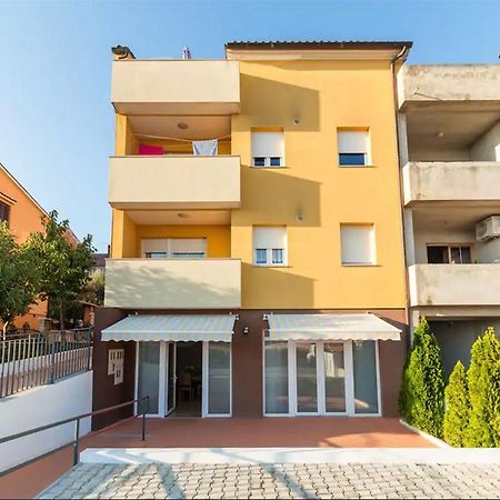 Apartments Hana Póla Kültér fotó
