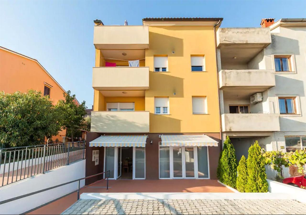 Apartments Hana Póla Kültér fotó